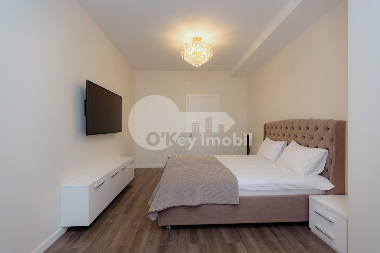 Apartament cu 3 camere, 90 m², Centru, Chișinău foto 1