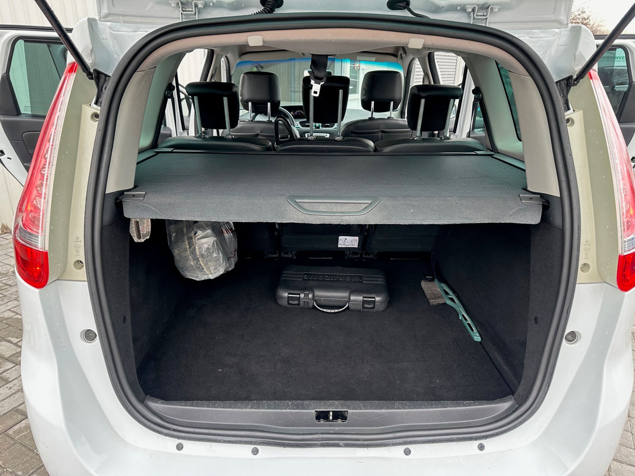 Renault Grand Scenic foto 16