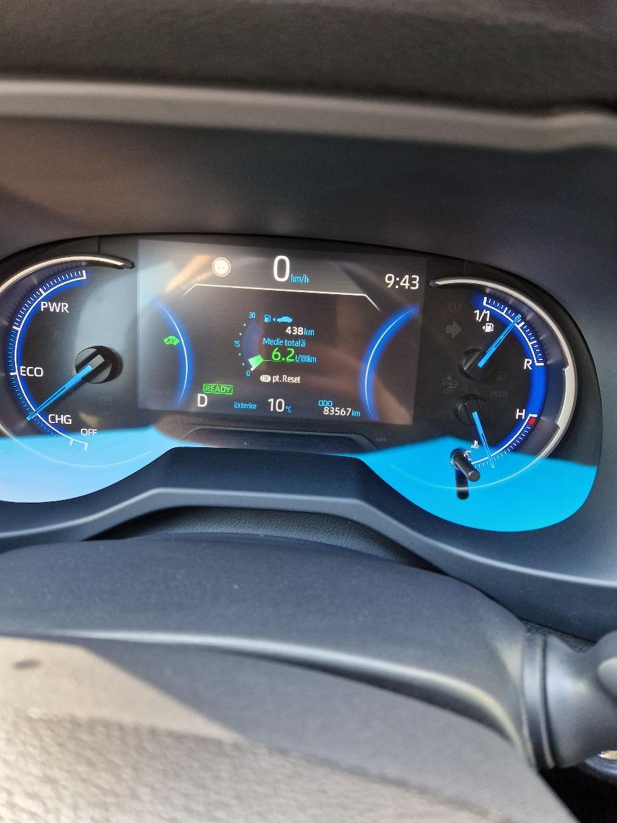 Toyota Rav 4 фото 8