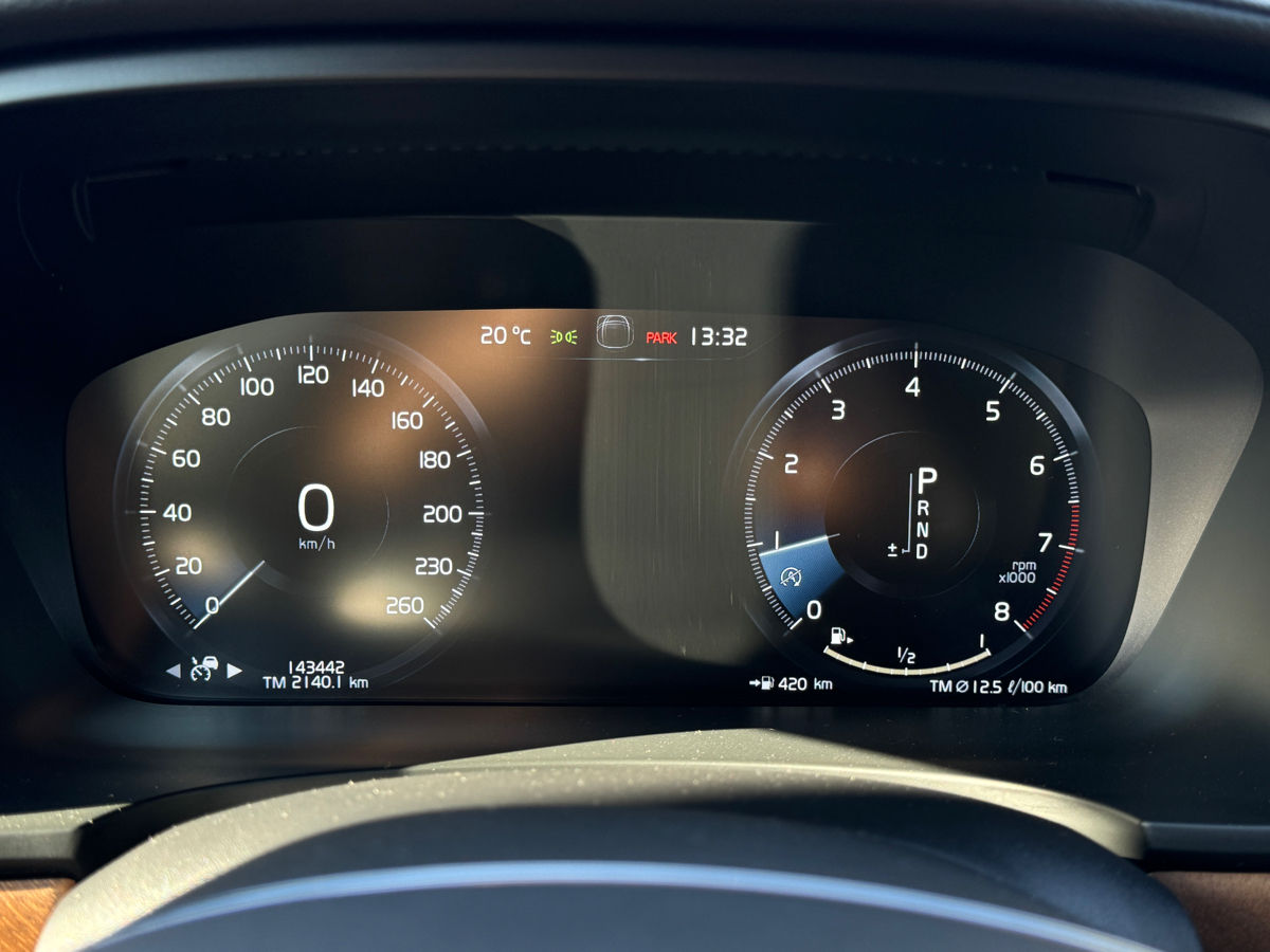 Volvo S90 фото 8
