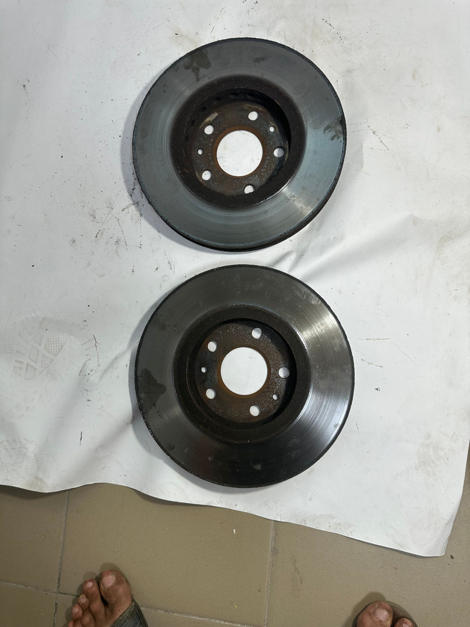 Disc frana b/u диск тормозной 40 20 669 49r renault grand,laguna ,megane,scenic,latitude foto 2