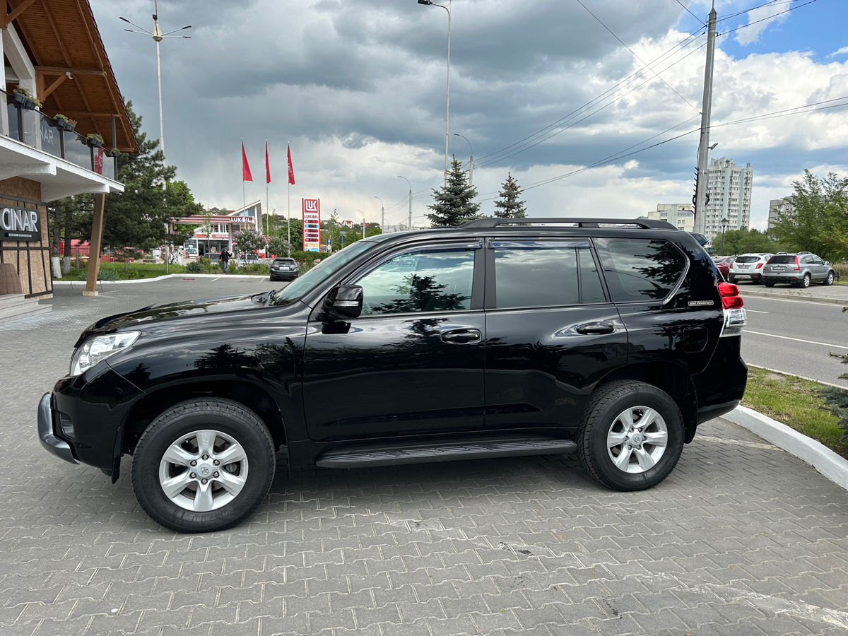 Toyota Land Cruiser Prado foto 5