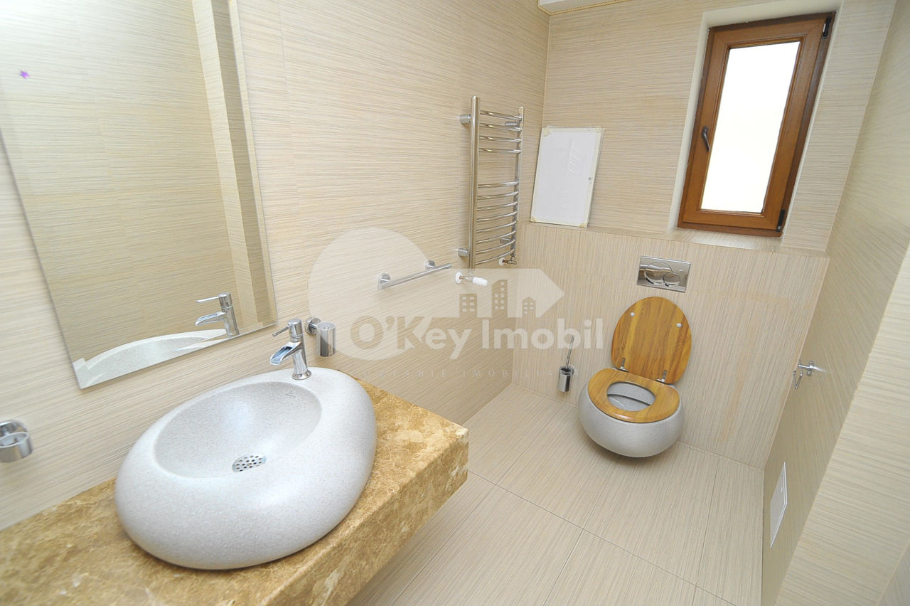 Casă cu 3 nivele, Telecentru, 3700 €! foto 18