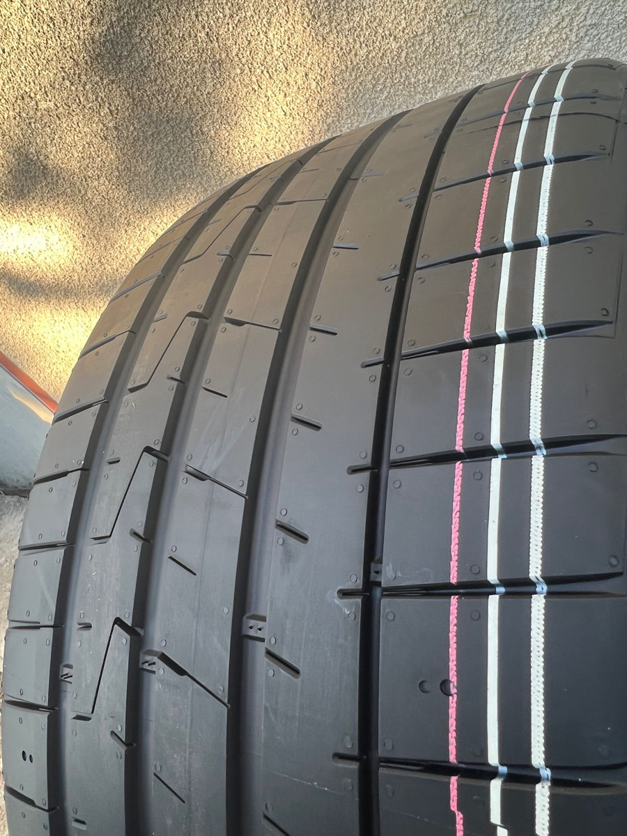 265/40 R21 Hankook Ventus S1 EvoZ/ Доставка, livrare toata Moldova 2024 foto 4