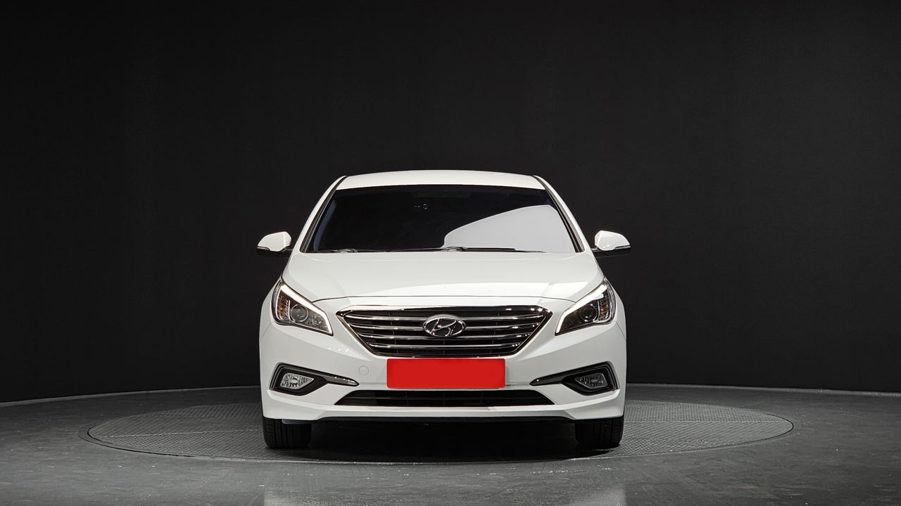 Hyundai Sonata foto 1