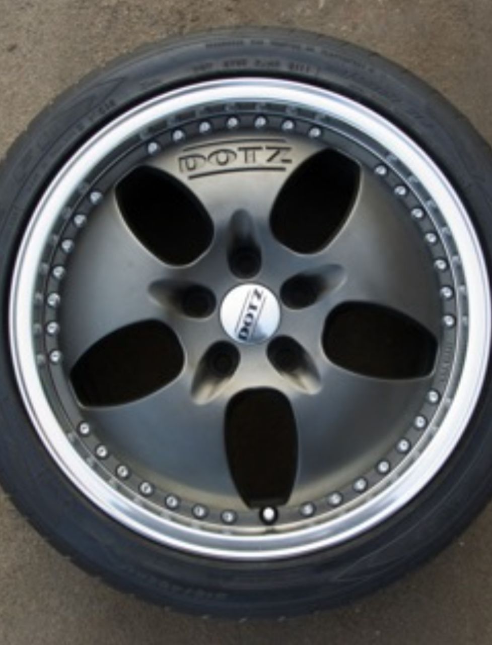 Dotz las vegas r18 raznoshirokie pentru bmw