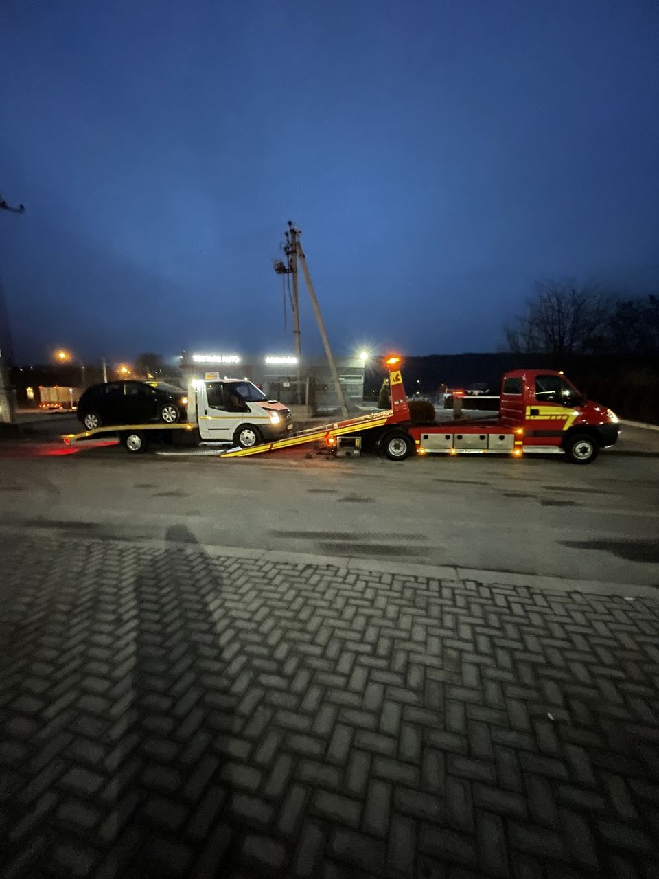 Platforma / Servicii evacuator foto 0