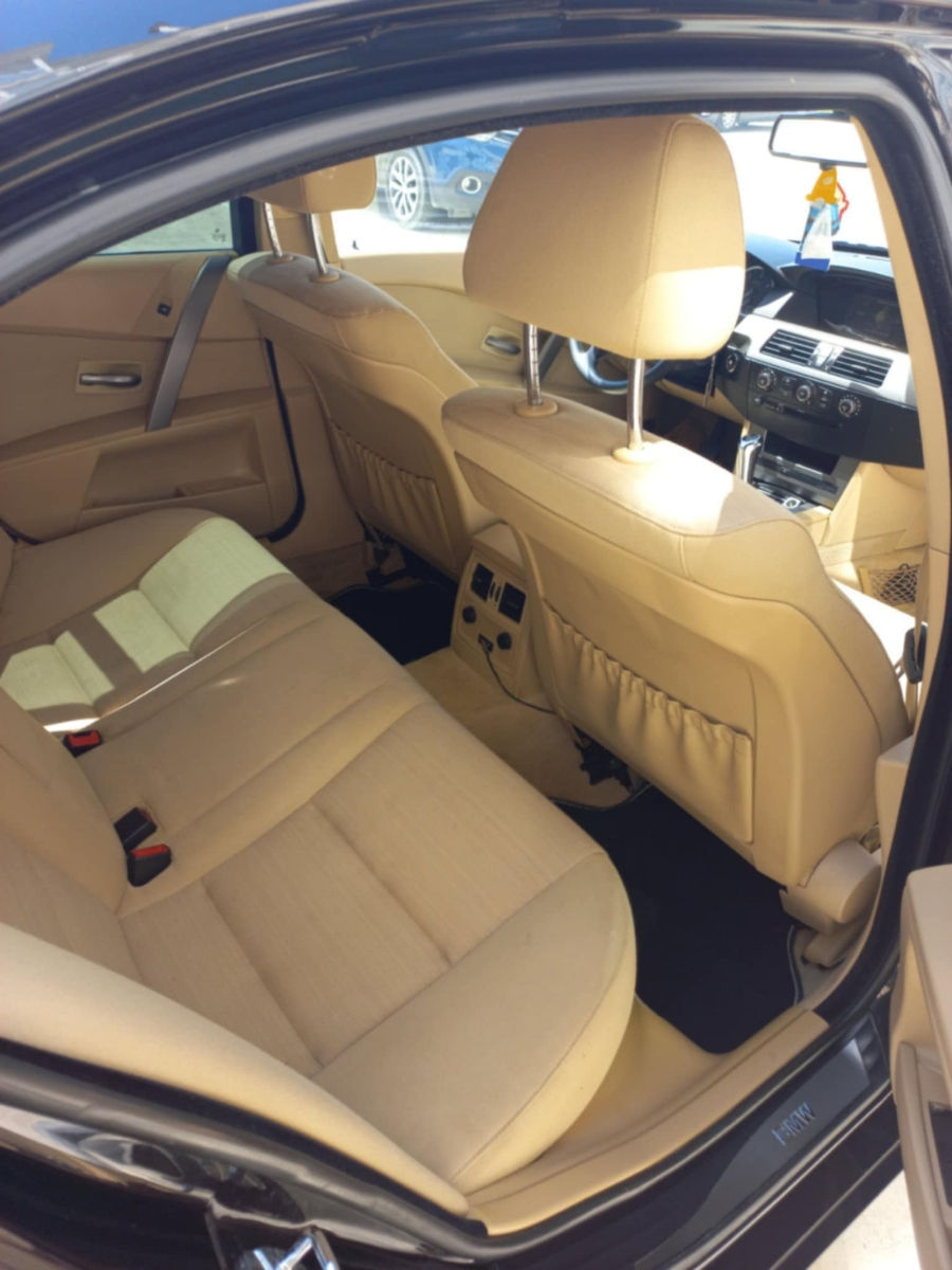 BMW 5 Series фото 4