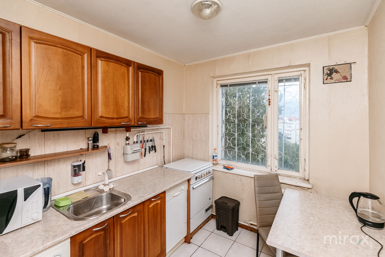 Apartament cu 3 camere,  Botanica,  Chișinău,  Chișinău mun. foto 0