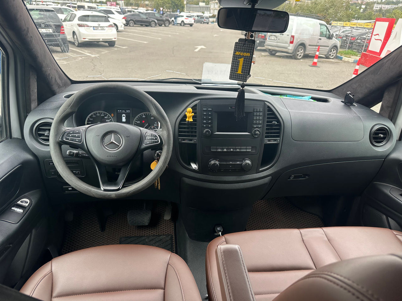 Mercedes Vito foto 8