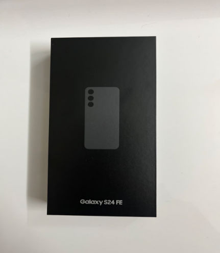 Samsung Galaxy S24 FE 8/128gb - 400 euro (Noi, Sigilate)