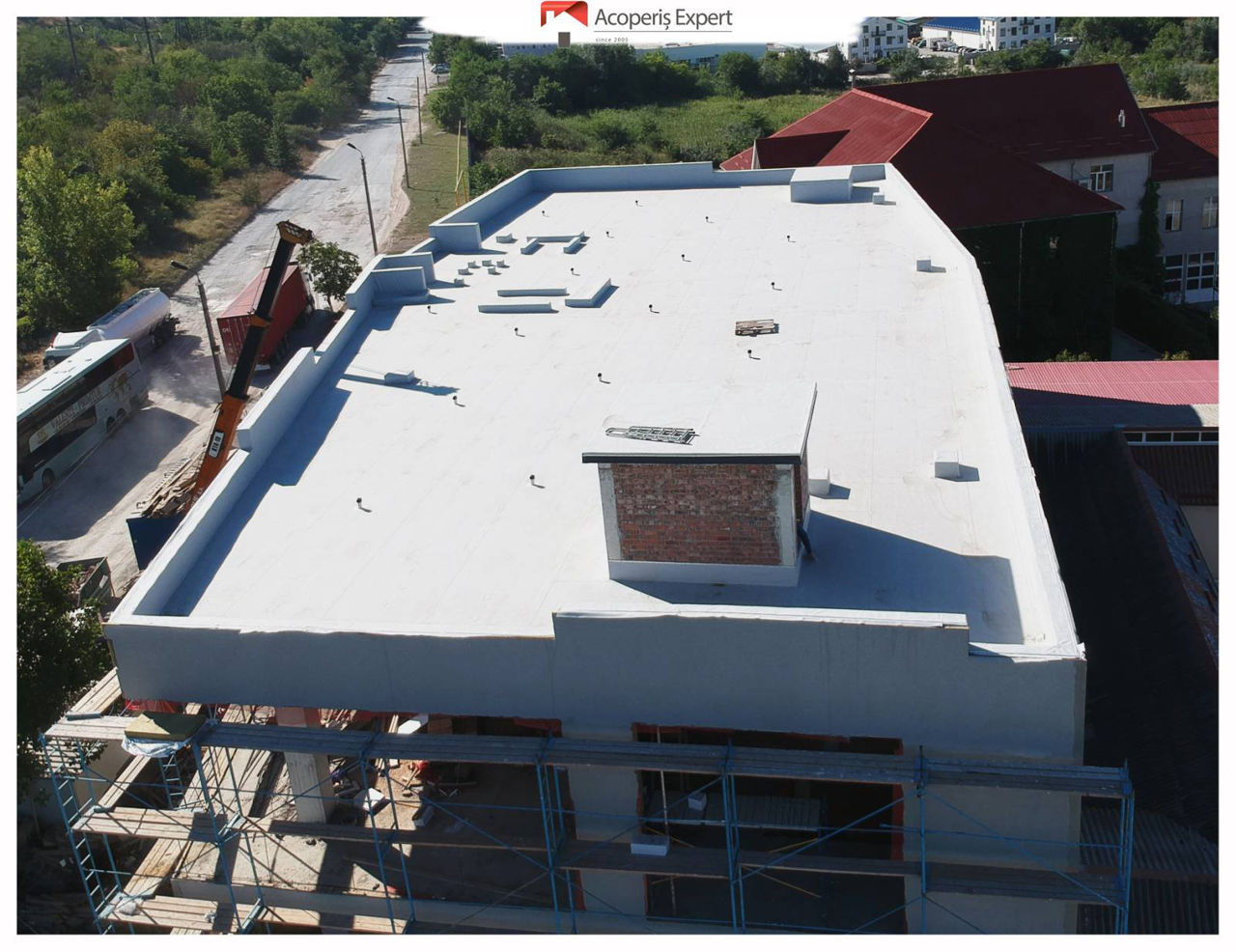 Construim acoperișuri Hi-Tech Hidroizolare acoperișuri plate, terase,- membrane PVC, TPO, Bauder foto 7