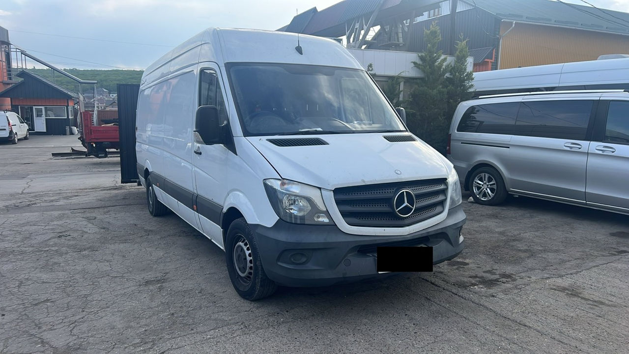 Piese разборка спритер 906 315,318,518,313,316,319 dezmembrare sprinter crafter lt razborca OM651 foto 15
