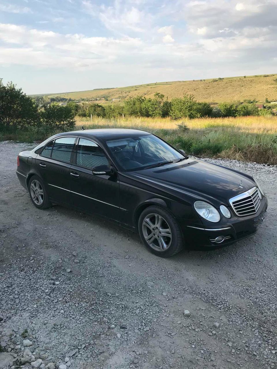 Auto dezmembrare Mercedes w211 salon de piele volan usi faruri oglinzi foto 0