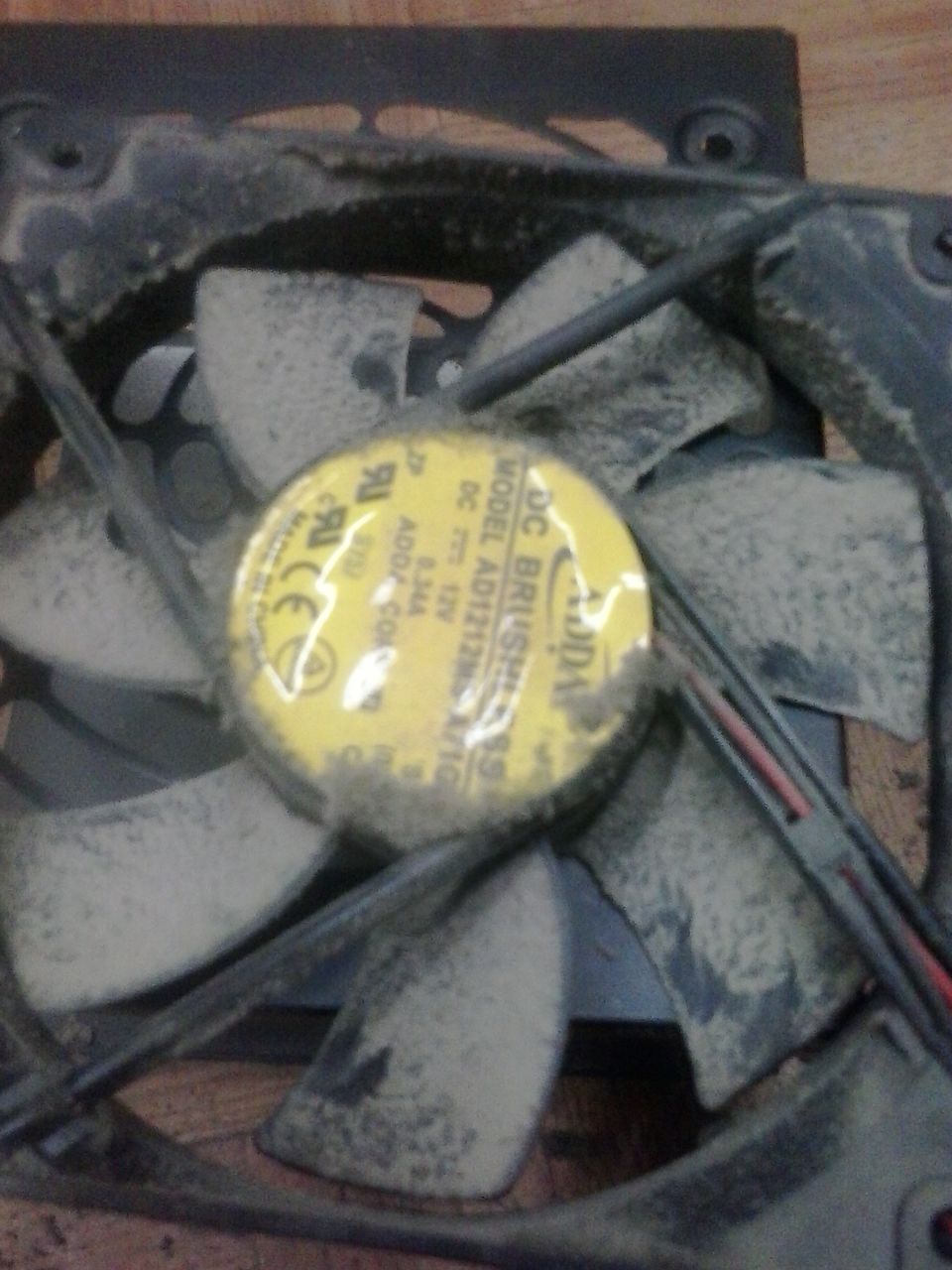 Чистка компьютера от пыли, замена термопасты, смазка вентилятора (кулера)