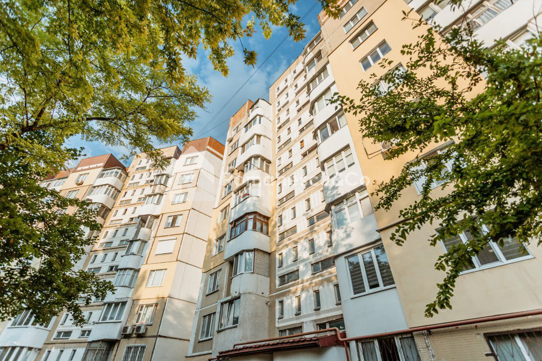 Apartament cu 2 camere, 54 m², Botanica, Chișinău foto 14