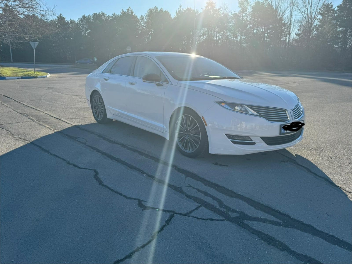 LincolnMKZ