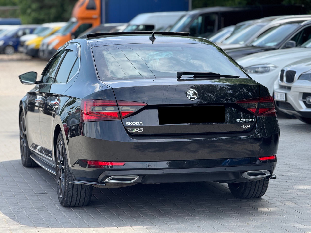 Skoda Superb фото 2