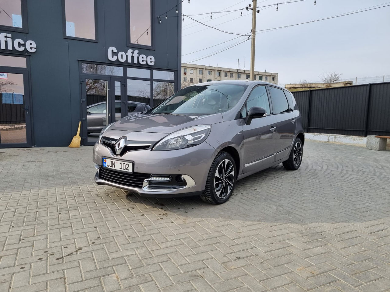 Renault Scenic foto 2