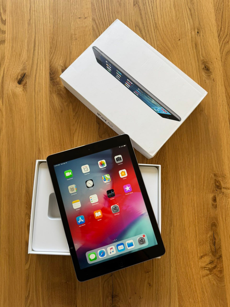 iPadAir 初代　32GB iPad Air (1st Gen, 9.7