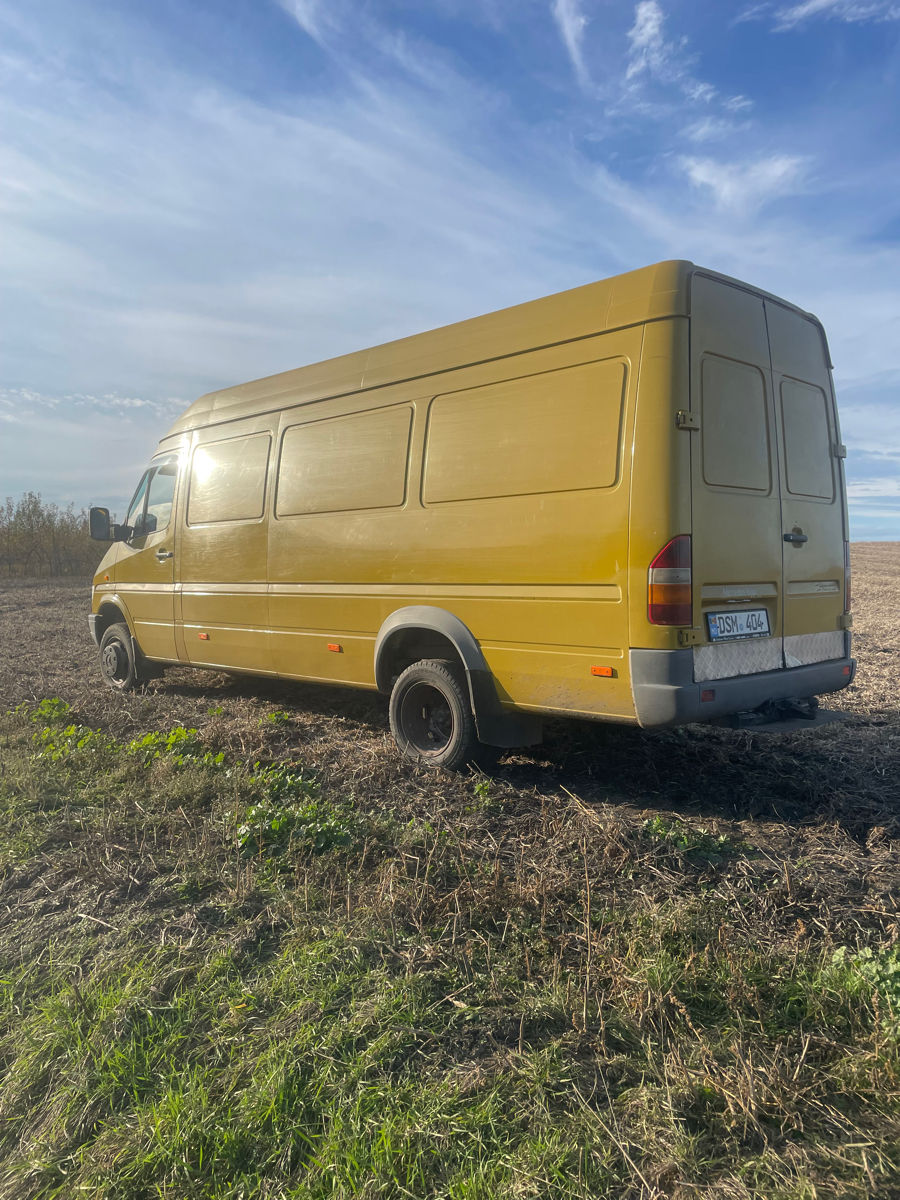 Sprinter 412 Mercedes Sprinter 412 2000 г. с пробегом, Дизель, 10000