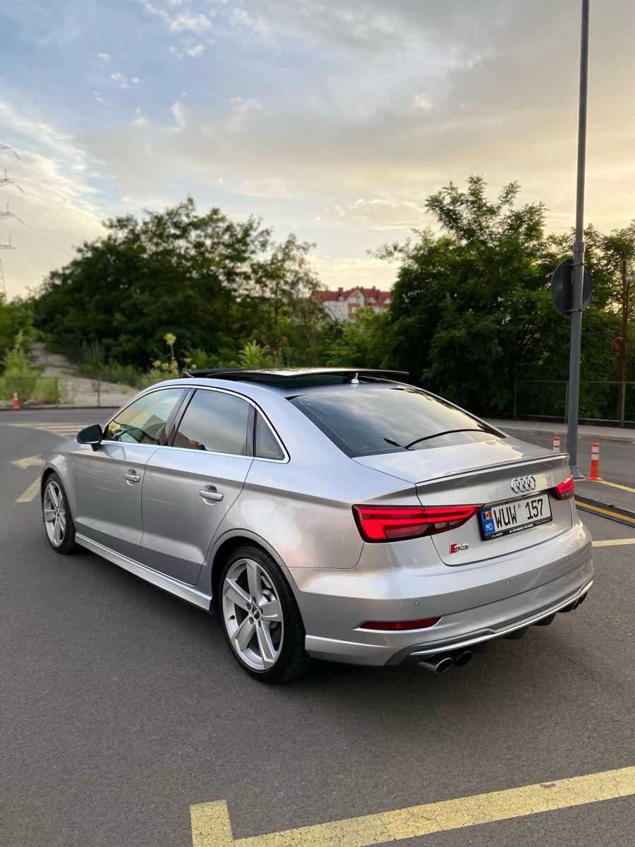 Audi S3 foto 3