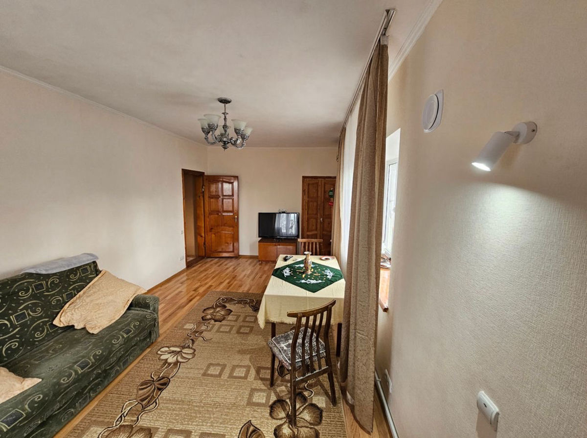 Apartament cu 2 camere, 55 m², Poșta Veche, Chișinău foto 1