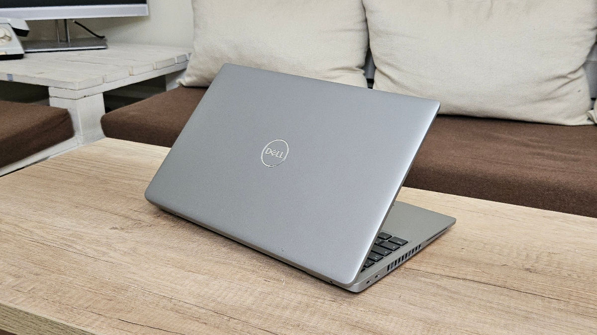 Nou! DELL Latitude 5540 (FHD ips, i7-1365U, Ram 32Gb, NVMe 1Tb) Garantie foto 4