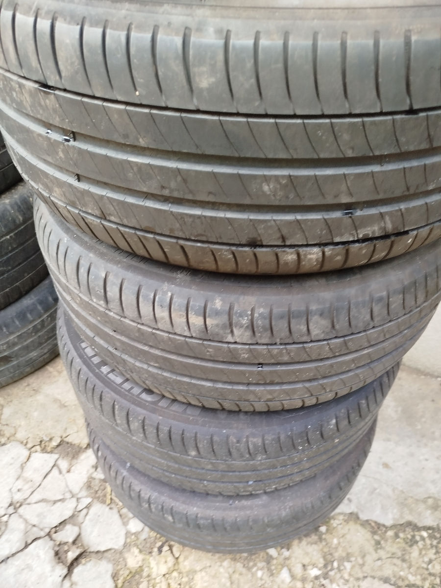 Anvelope 225/55 R17 Toate la acest preț. foto 4