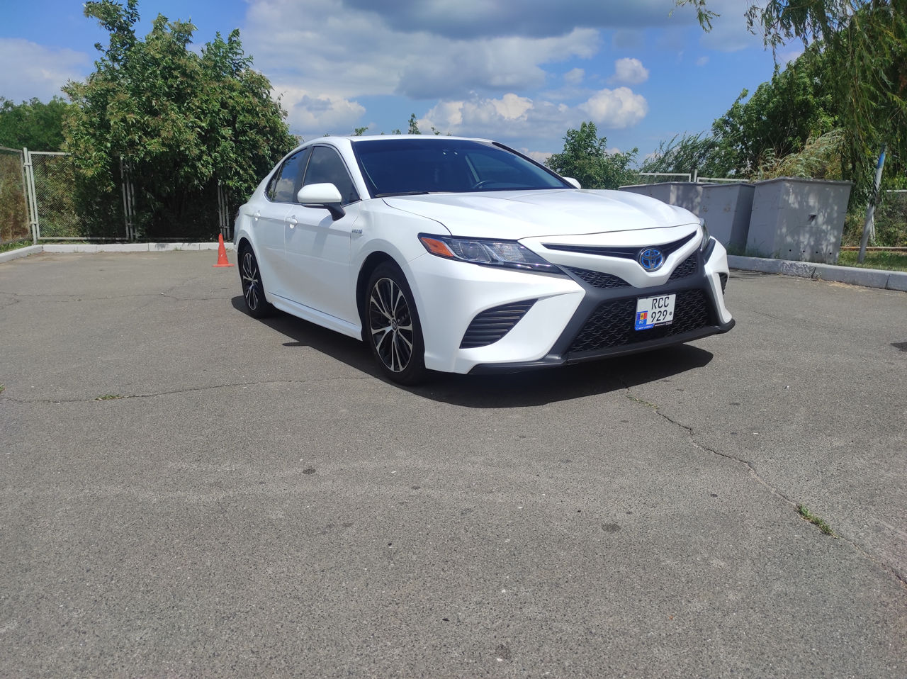 Toyota Camry foto 0