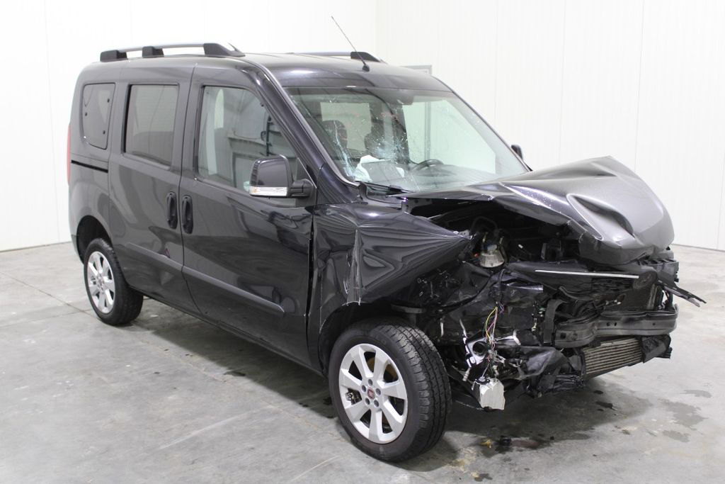 Fiat Doblo фото 1