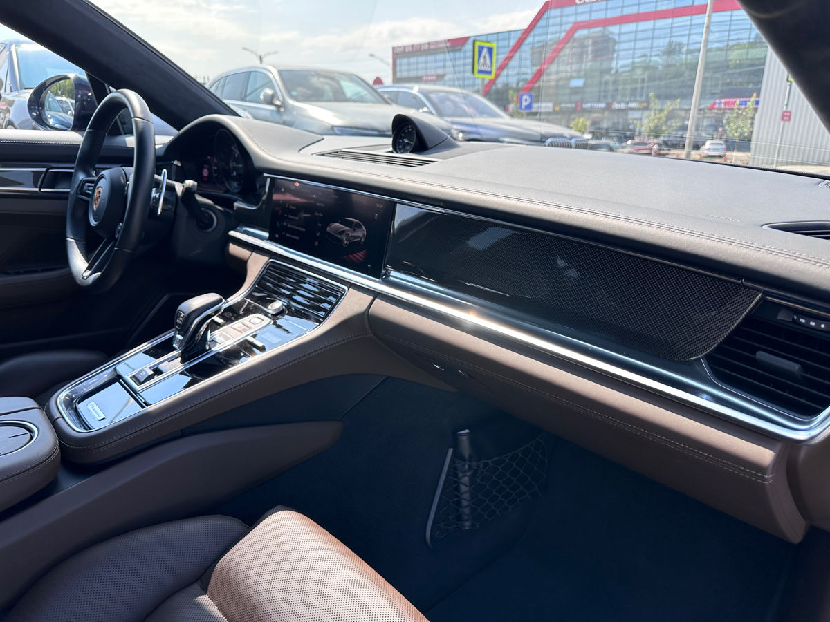 Porsche Panamera foto 15