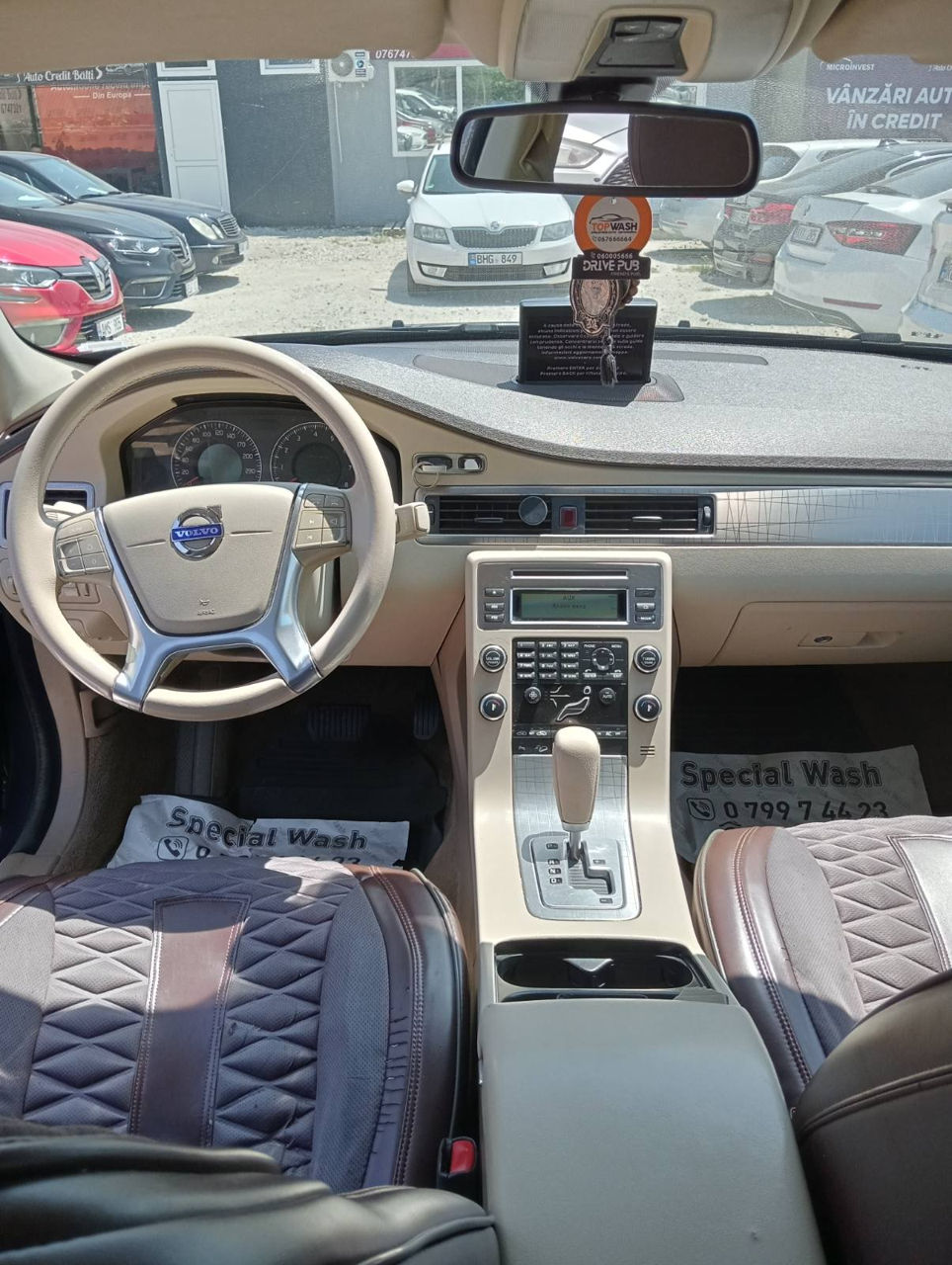 Volvo XC70 фото 5