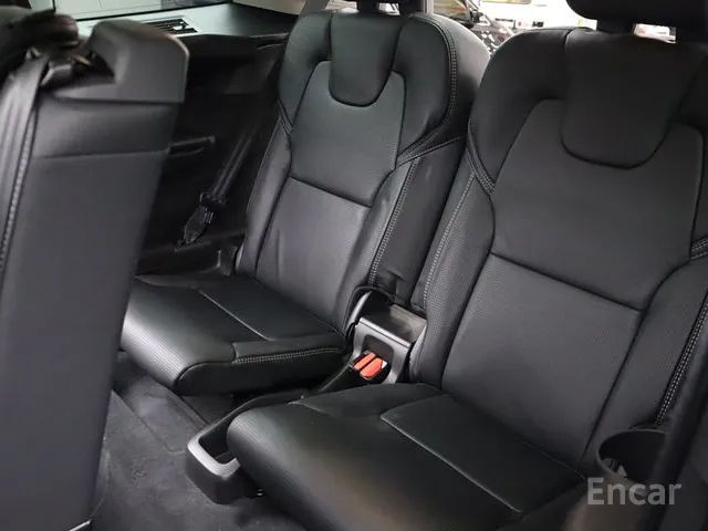 Volvo XC90 foto 6