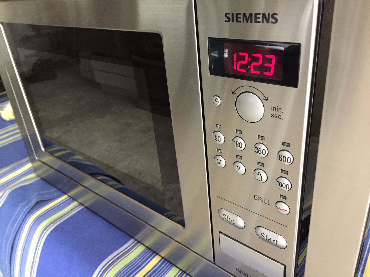 Встраиваемая микроволновая печь Siemens Inno-Wave