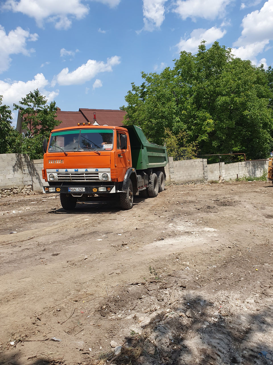 Демонтаж снос домов строений demolam case stricam case curatim terenuri taiem copacii scoatem radaci foto 3