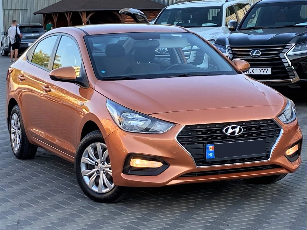 Hyundai Accent foto 3
