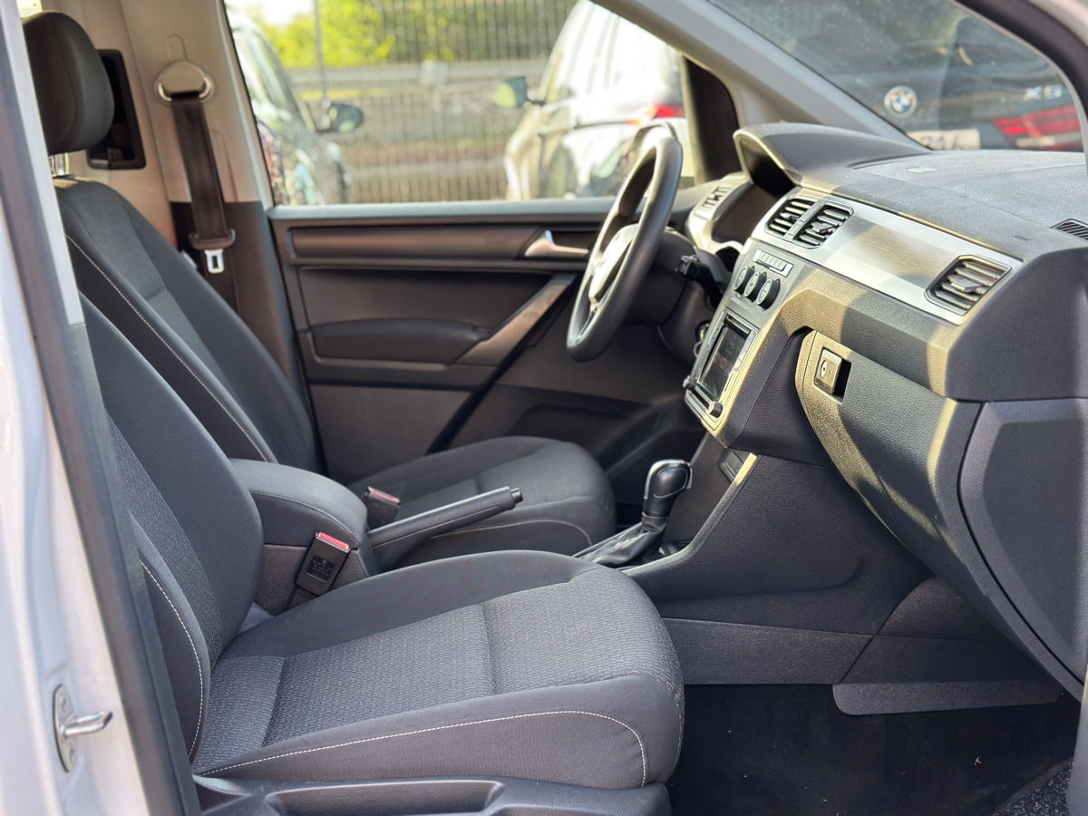 Volkswagen Caddy фото 15
