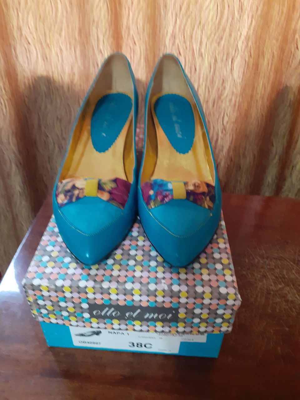 Очень красивые туфли! (в оригинальной упаковке)
