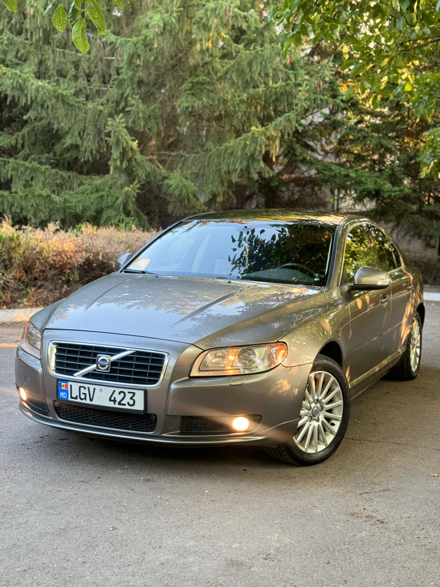 Volvo S80 foto 0