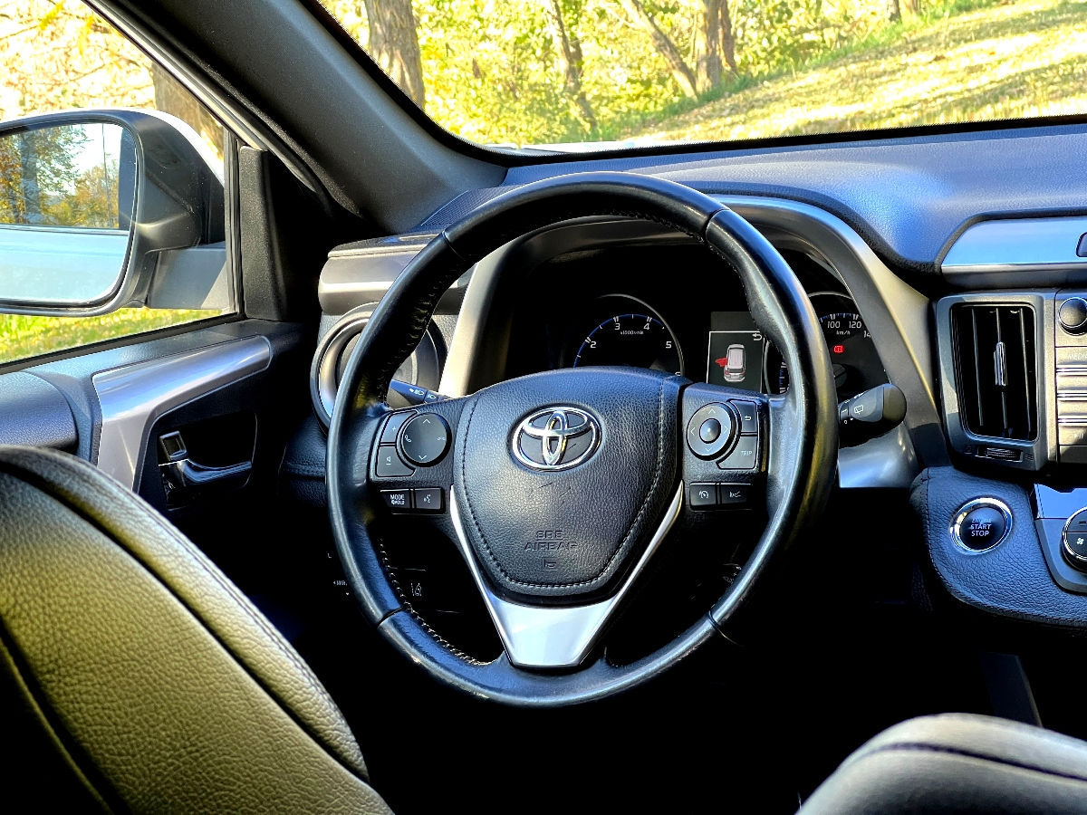 Toyota Rav 4 foto 12