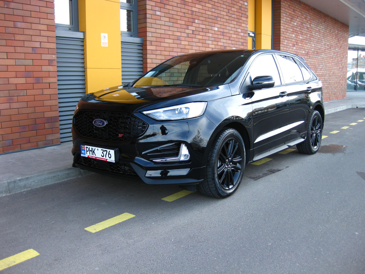Ford Edge фото 0