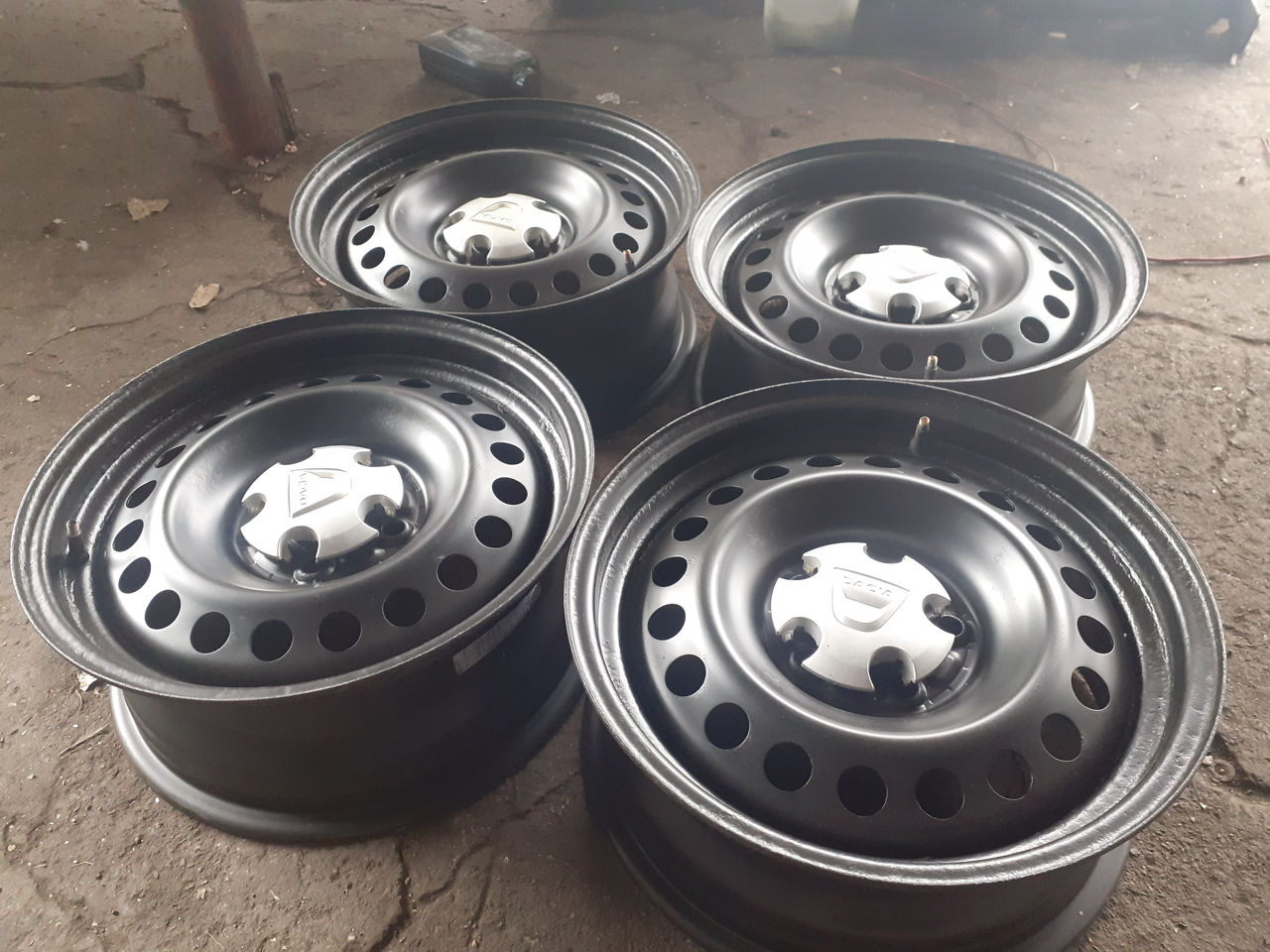Диски Dacia Duster-Reno-3-Nissan Qashqai-R16 (5х114.3)