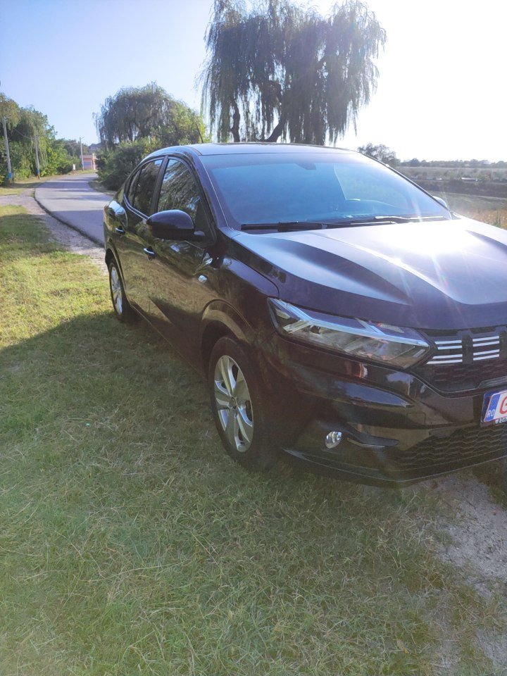 Dacia Logan foto 2