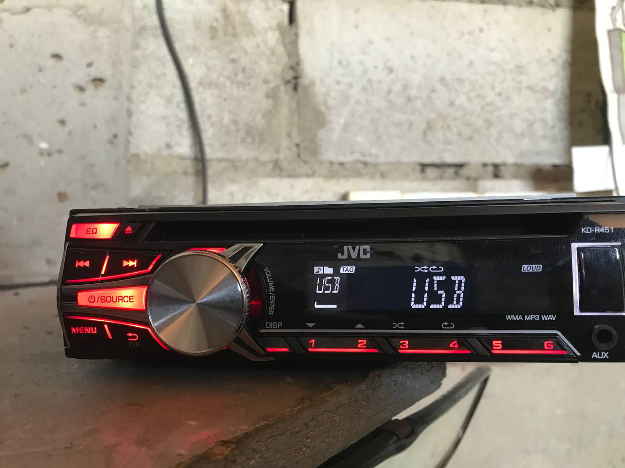 Оригинальная магнитола jvc usb/aux/cd made in france