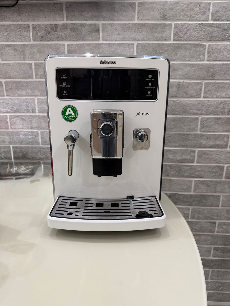 Vind aparat de cafea Saeco Xelsis