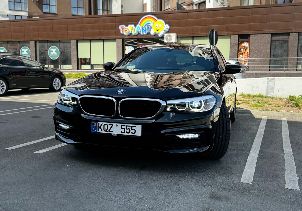 BMW 5 Series foto 0