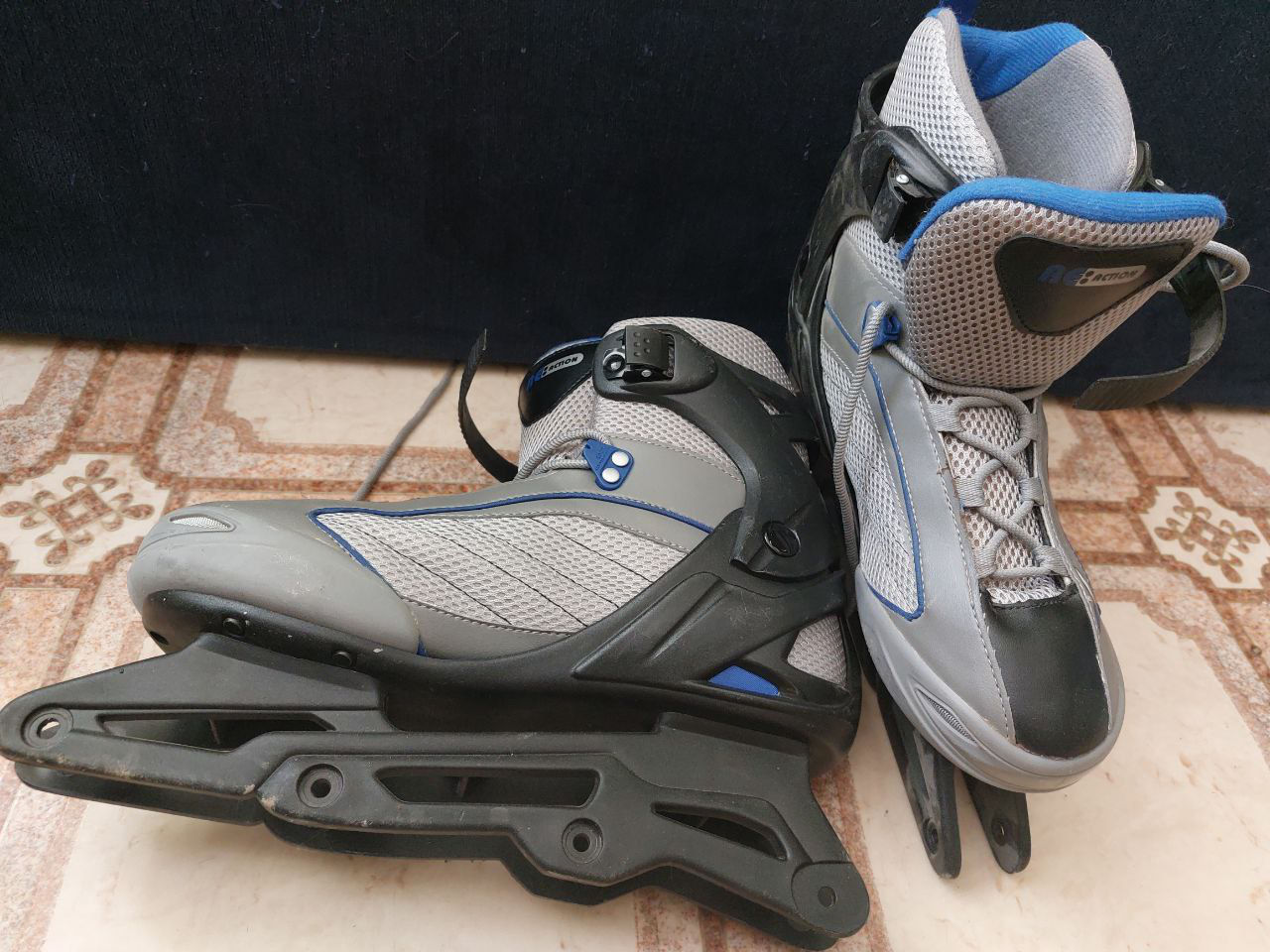 Ботинки для роликовых коньков