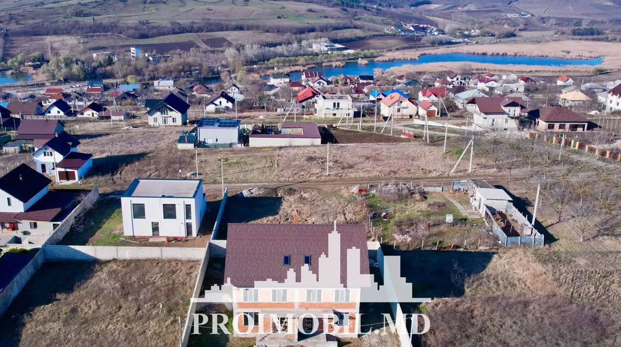 Casă spre vânzare cu 3 camere, 203 m2 în Hîncești, Hincesti foto 10