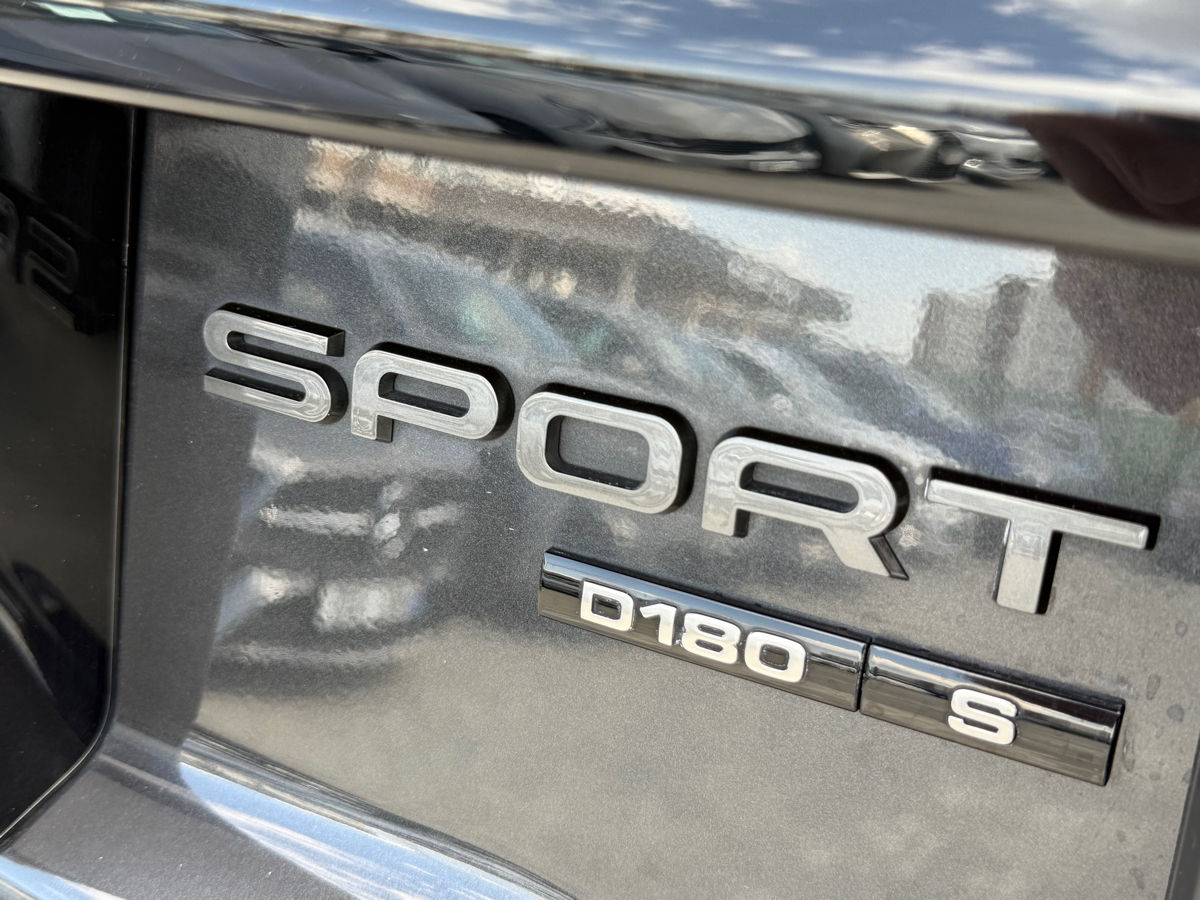 Land Rover Discovery Sport фото 8